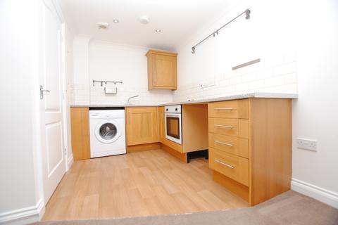 2 bedroom mews to rent, GLENTHORNE MEWS, NEW ROAD