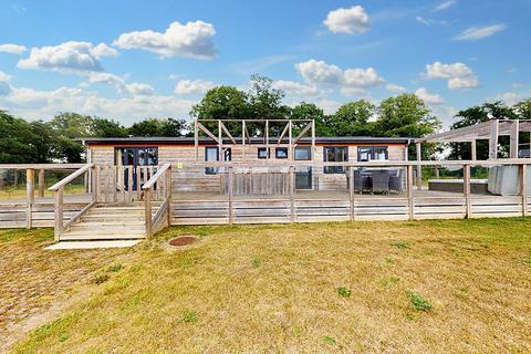 3 bedroom holiday lodge for sale, Aspen Country Park, Bury St Edmunds IP28