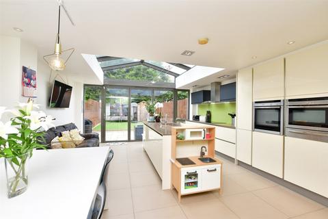 5 bedroom townhouse for sale, Prices Lane, Reigate, Surrey