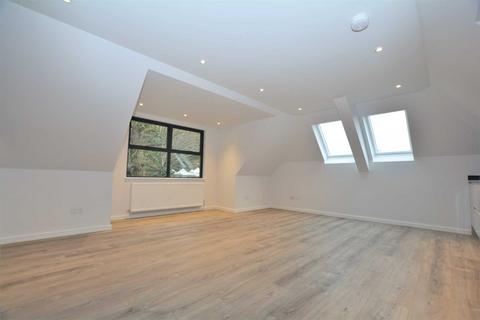 2 bedroom apartment to rent, East Street, Chesham HP5