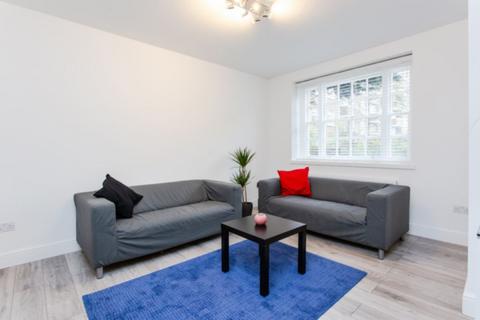 3 bedroom flat to rent, Bruce Glazier House, Hazellville Road, London, N19