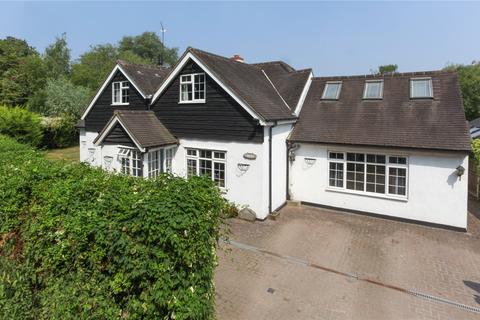 5 bedroom detached house for sale - Lippitts Hill, Loughton, Essex, IG10