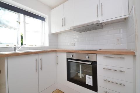 1 bedroom maisonette to rent, Philimore Close, London