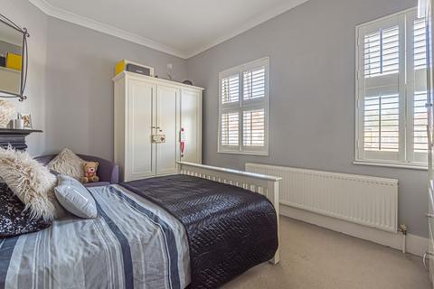 110 Green Lane, London, SE9 2AP