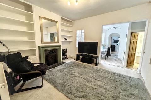 2 bedroom ground floor maisonette for sale, Brunswick Avenue, New Southgate