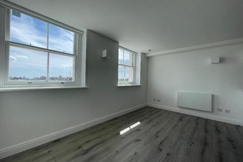 Studio to rent, Buckingham Place, Brighton, BN1 3QA