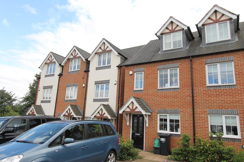 Old High Street, Quarry Bank, Brierley Hill, DY5 3 bed semidetached