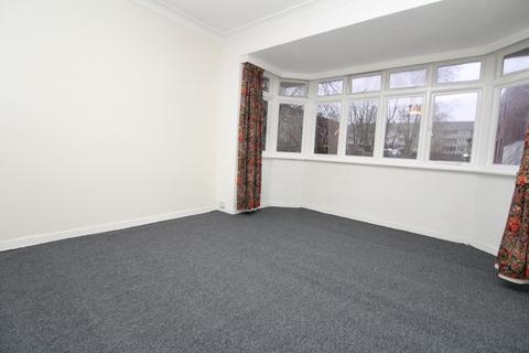 2 bedroom flat to rent, Addington Grove, Sydenham SE26