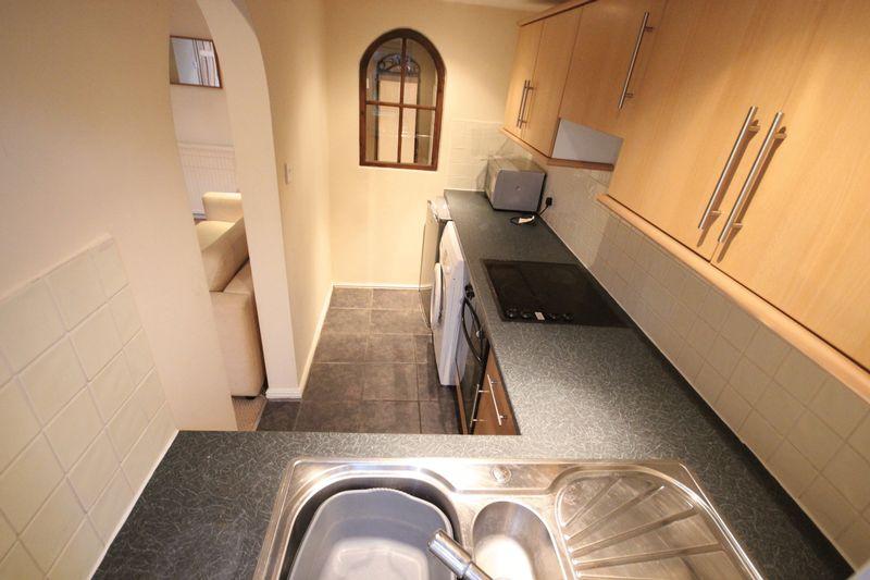 20 Talbot View Garden Flat-2013(3).jpg
