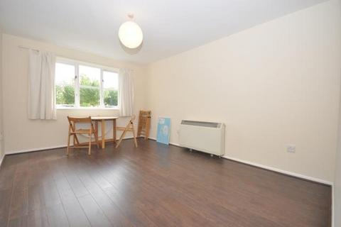 1 bedroom flat to rent, Prestatyn Close, Stevenage, SG1