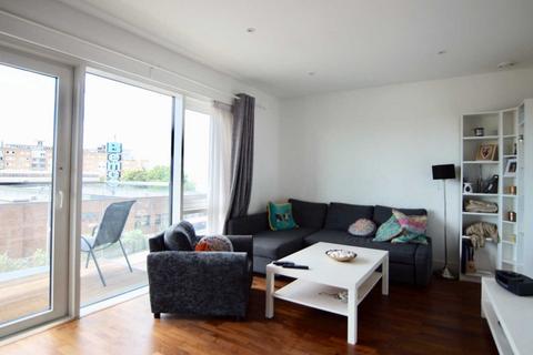 2 bedroom flat to rent, Quarter House, Battersea Reach, Wandsworth