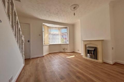 2 bedroom terraced house for sale, Lamorna Avenue, Hull, East Yorkshire. HU8 8HS