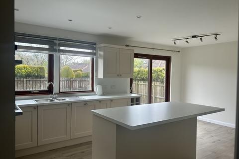 6 bedroom detached house to rent, 8 Coull Gdns, Kingswells, AB15 8TQ