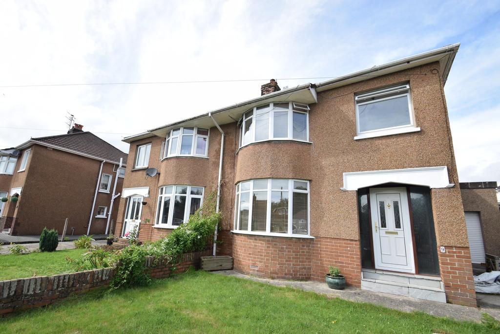 9 Moorlands Road, Bridgend, Bridgend County Borough, CF31 3DR 3 bed