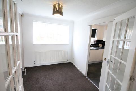 3 bedroom detached house to rent, Becconsall Drive, Leighton
