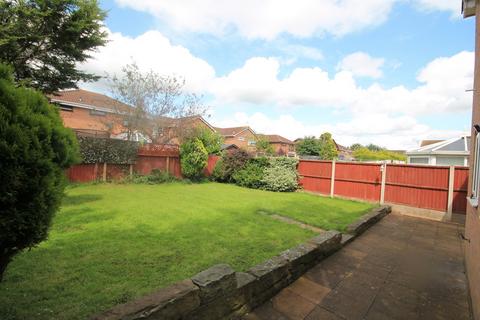 3 bedroom detached house to rent, Becconsall Drive, Leighton