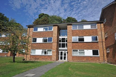 2 bedroom apartment to rent, Whyteleafe