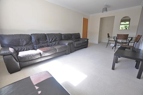 2 bedroom apartment to rent, Whyteleafe