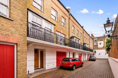 2 bedroom mews to rent, Childs Mews, Earls Court, London
