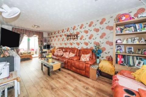 3 bedroom semi-detached house for sale, Aydon Road, Luton