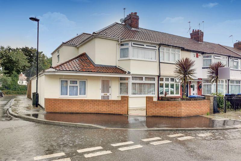 Woodstock Crescent, London N9 4 bed terraced house £655,000