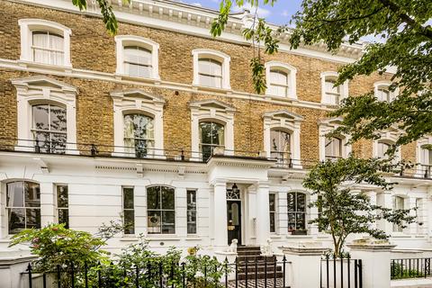 4 bedroom house to rent, Abingdon Road, London