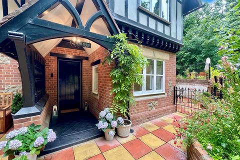 undefined, Outwood Lane, Redhill RH1