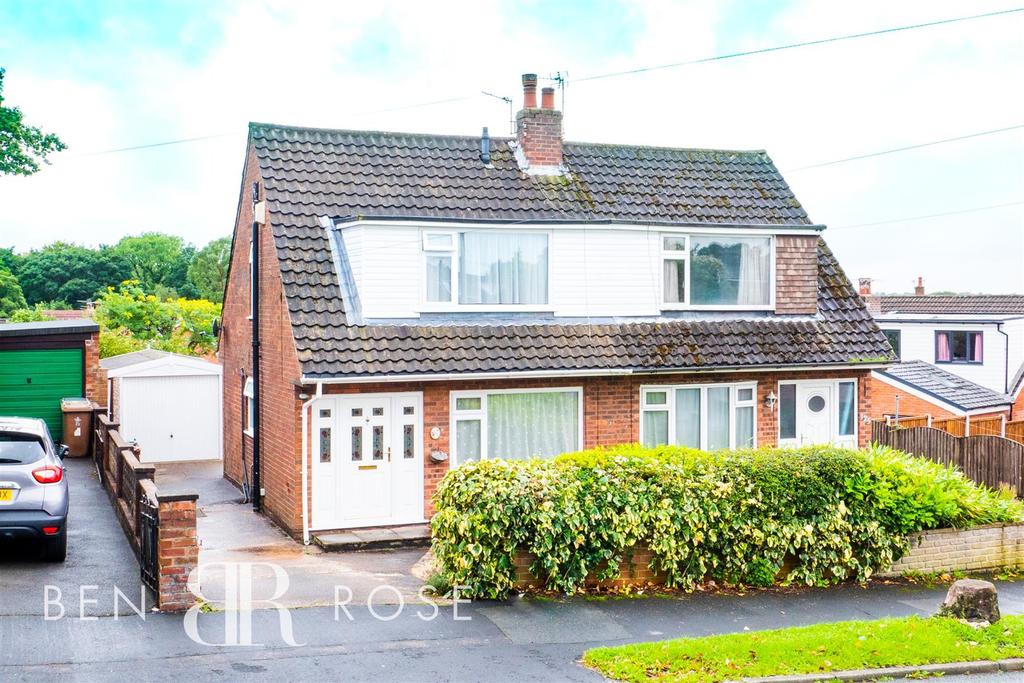 Collingwood Road, Chorley 3 bed semidetached house £154,995