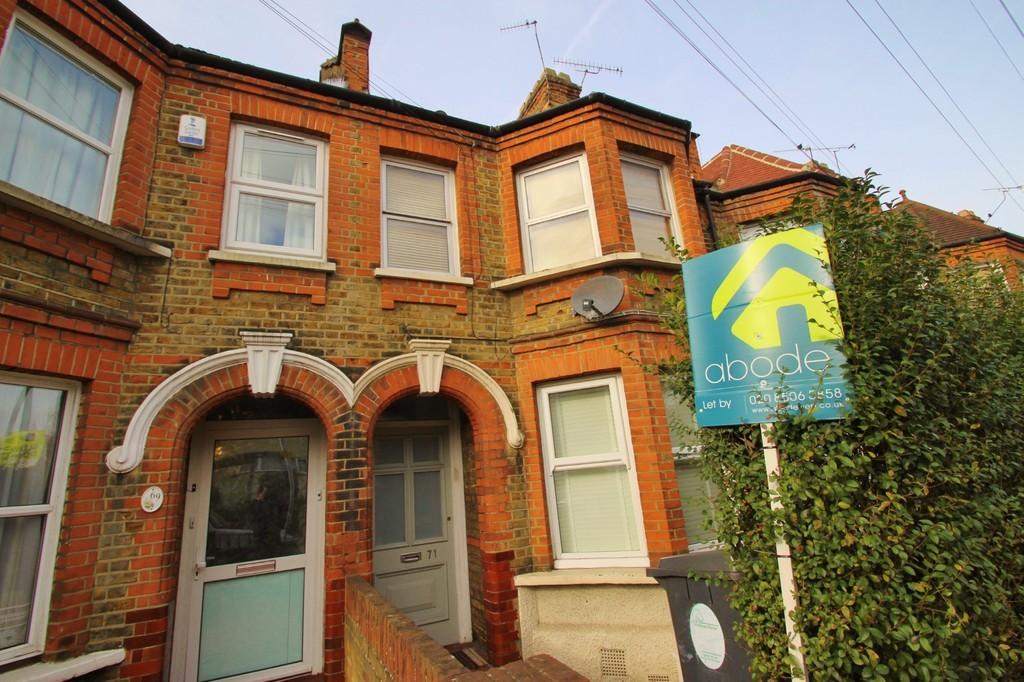 Chingford Lane, Woodford Green 1 bed ground floor flat £370,000