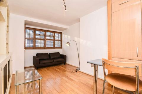 2 bedroom flat to rent, St Georges Court, Elephant & Castle, London