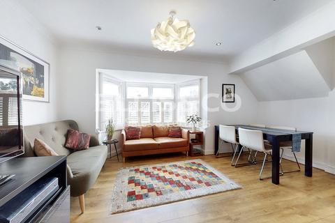 3 bedroom apartment for sale, Wessex Gardens, Golders Green, NW11