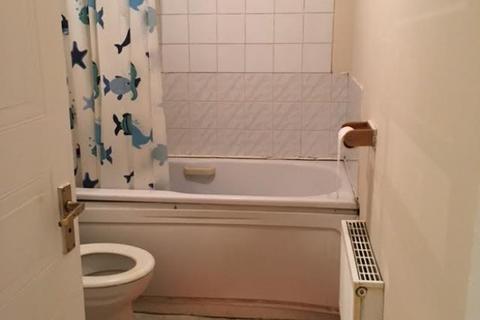 2 bedroom house share to rent, ROUTH STREET