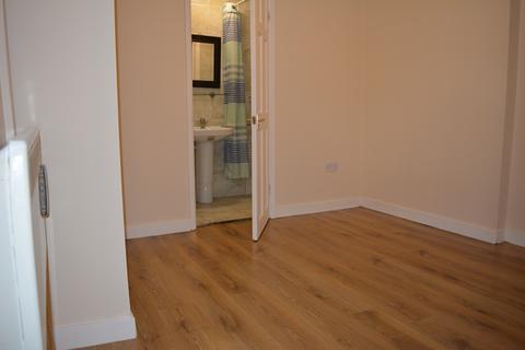 undefined, Ground Floor Studio Flat, Queens Park,
