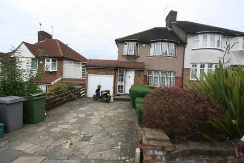 4 bedroom semi-detached house to rent, Brampton Grove