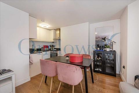 2 bedroom apartment to rent, Edith Terrace, London