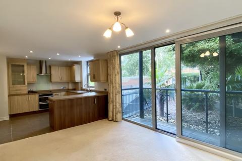 2 bedroom apartment to rent, Ashley Cross, Poole