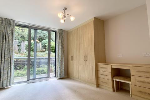 2 bedroom apartment to rent, Ashley Cross, Poole
