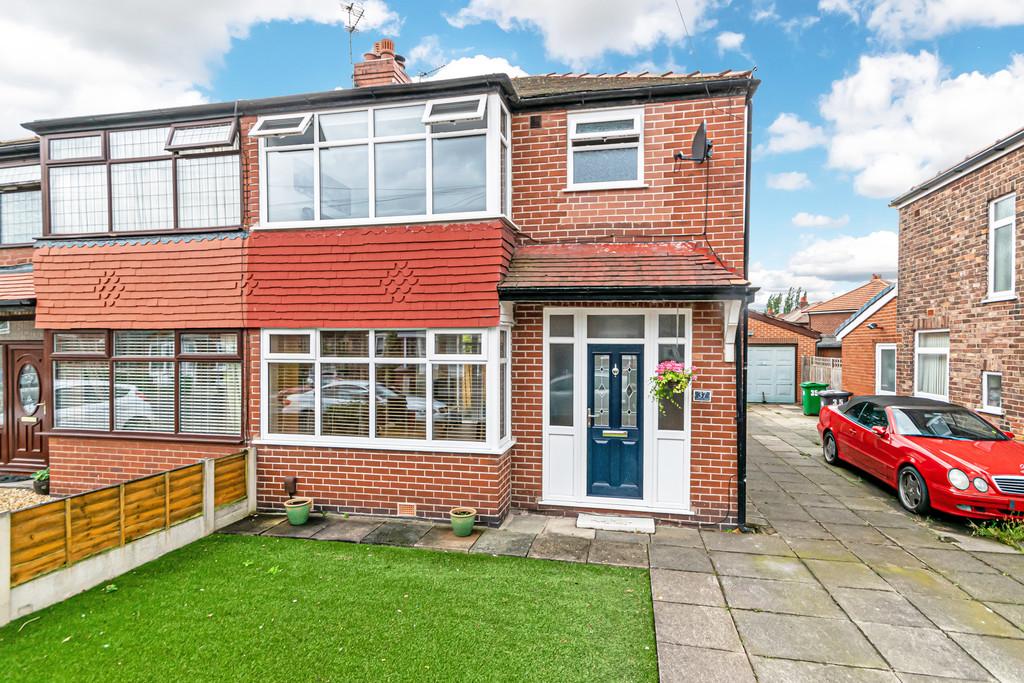 Clifford Road, Penketh, Warrington 3 bed semidetached house £168,500