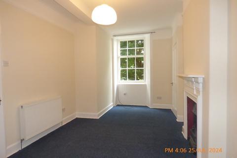 2 bedroom flat to rent, Flat 1F2, 4 Boroughloch Square