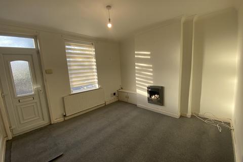 2 bedroom terraced house to rent, Psalters Lane, Kimberworth, S61 1HS