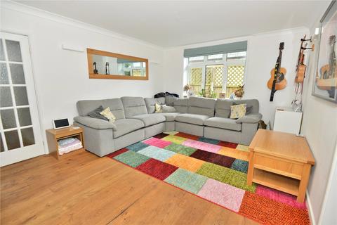 15 Jubilee Road, Fordingbridge, SP6 1DP