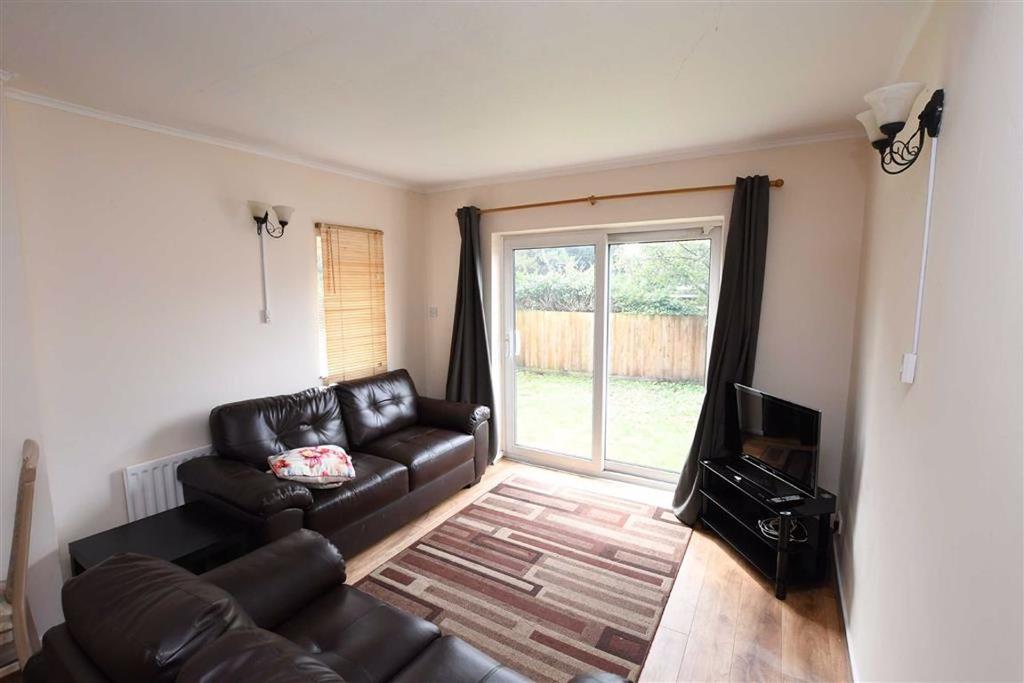 Princes Drive, Leamington Spa 4 bed semidetached house £355,000