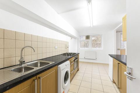 2 bedroom maisonette to rent, Blandford Court, St. Peter's Way, London, N1