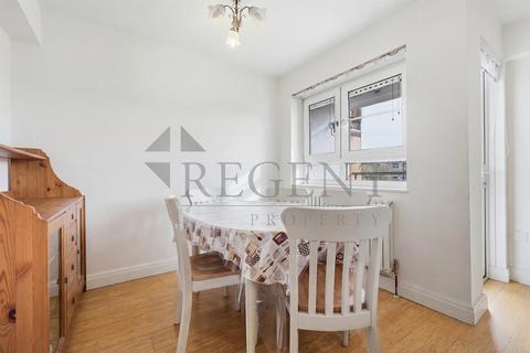 3 bedroom maisonette to rent, Alpha House, North Maida Vale, NW6