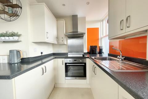 1 bedroom flat for sale, Queens Road, St.Thomas, EX2