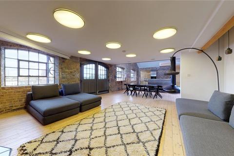 2 bedroom flat to rent, Metropolitan Wharf Building, Wapping Wall