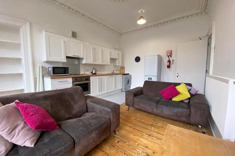 5 bedroom flat to rent, 3/L, 32 Castle Street, DUNDEE