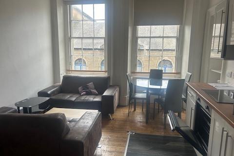 5 bedroom flat to rent, 3/L, 32 Castle Street, DUNDEE