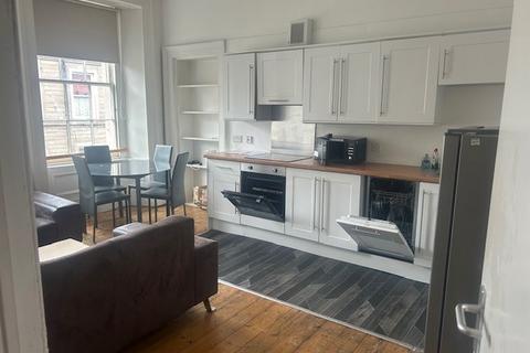 5 bedroom flat to rent, 3/L, 32 Castle Street, DUNDEE