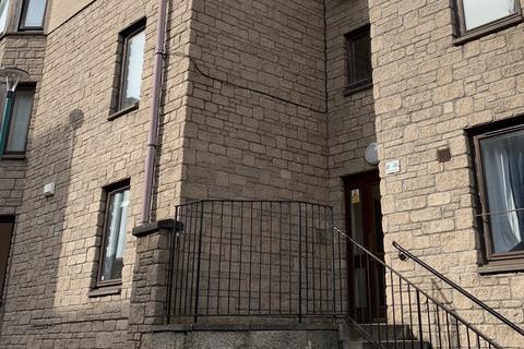 2 bedroom flat to rent, 6 Gowrie Street Dundee DD2 1ES